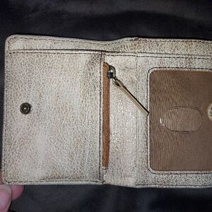 Hobo Beige Leather Wallet